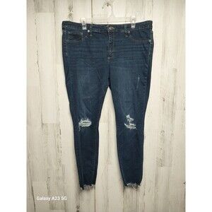 Universal Thread Mid Rise Jegging Size 18 Dark Wash Distressed